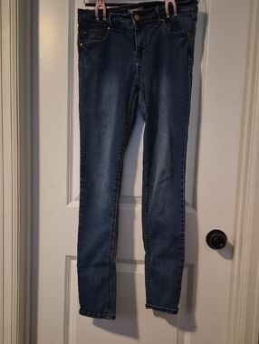 Classic Skinny Jeans in Dark Blue Denim